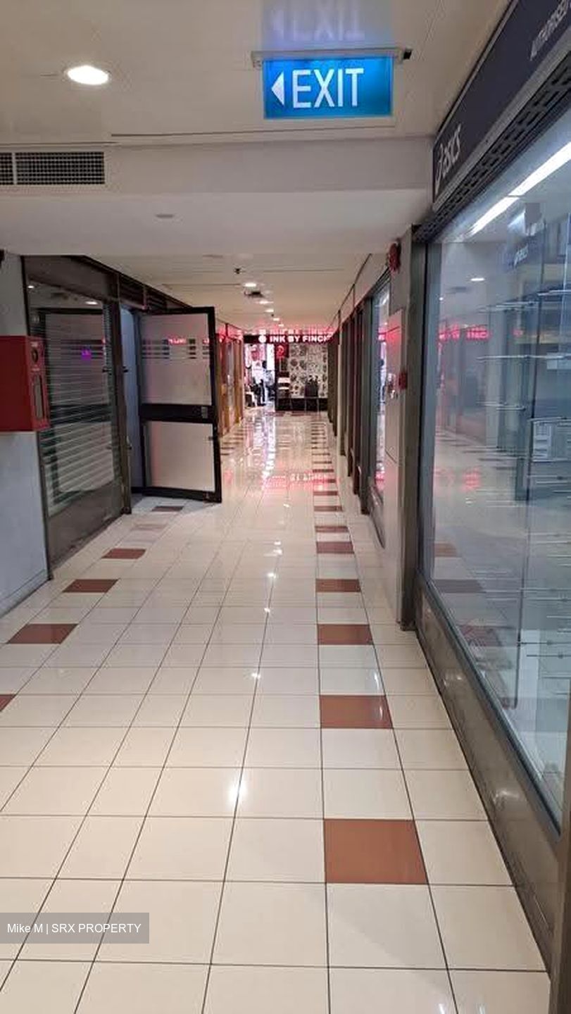 Peninsula Shopping Complex (D6), Retail #635859331